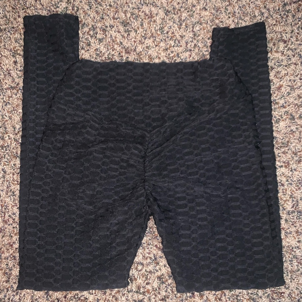 Black leggings